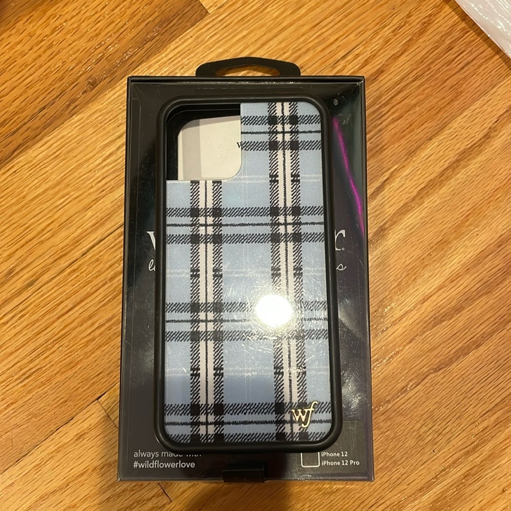 wildflower iphone 12/ 12 pro case blue plaid